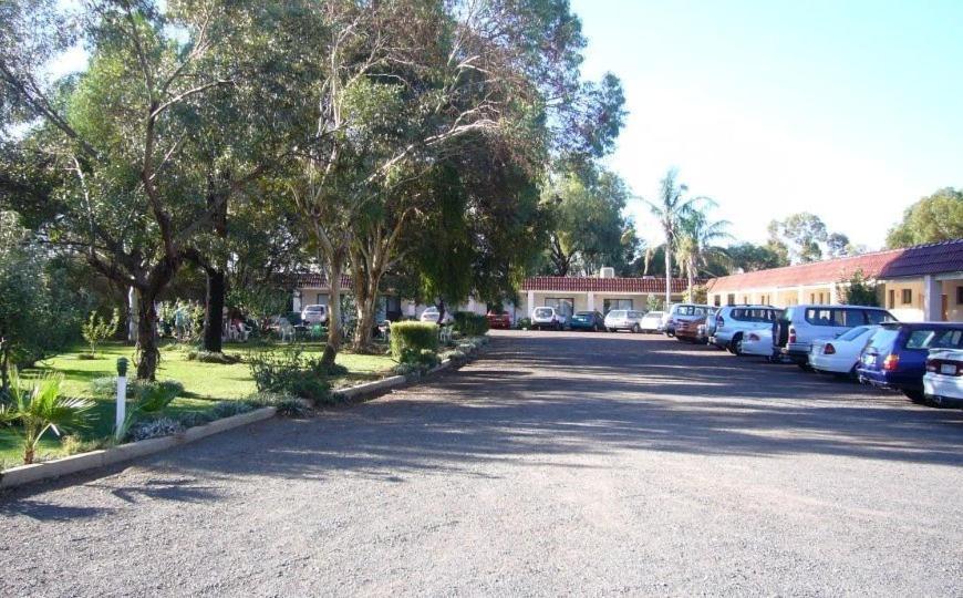 El Sierra Motel Barooga Bagian luar foto